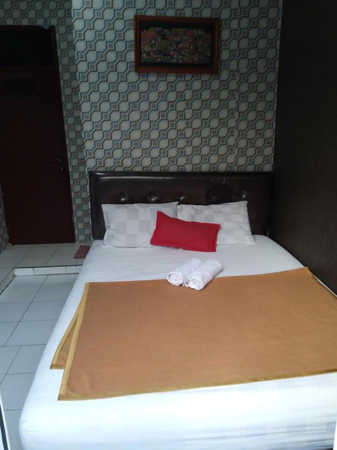 Venice Guest House Redpartner Jakarta Extérieur photo